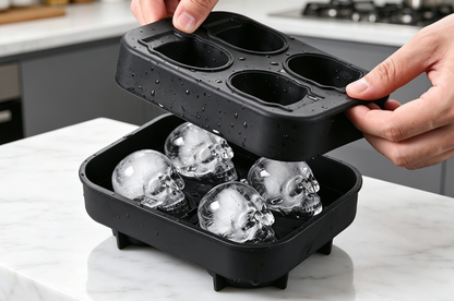 Silikon-Eiswürfelform mit 4 Totenköpfen