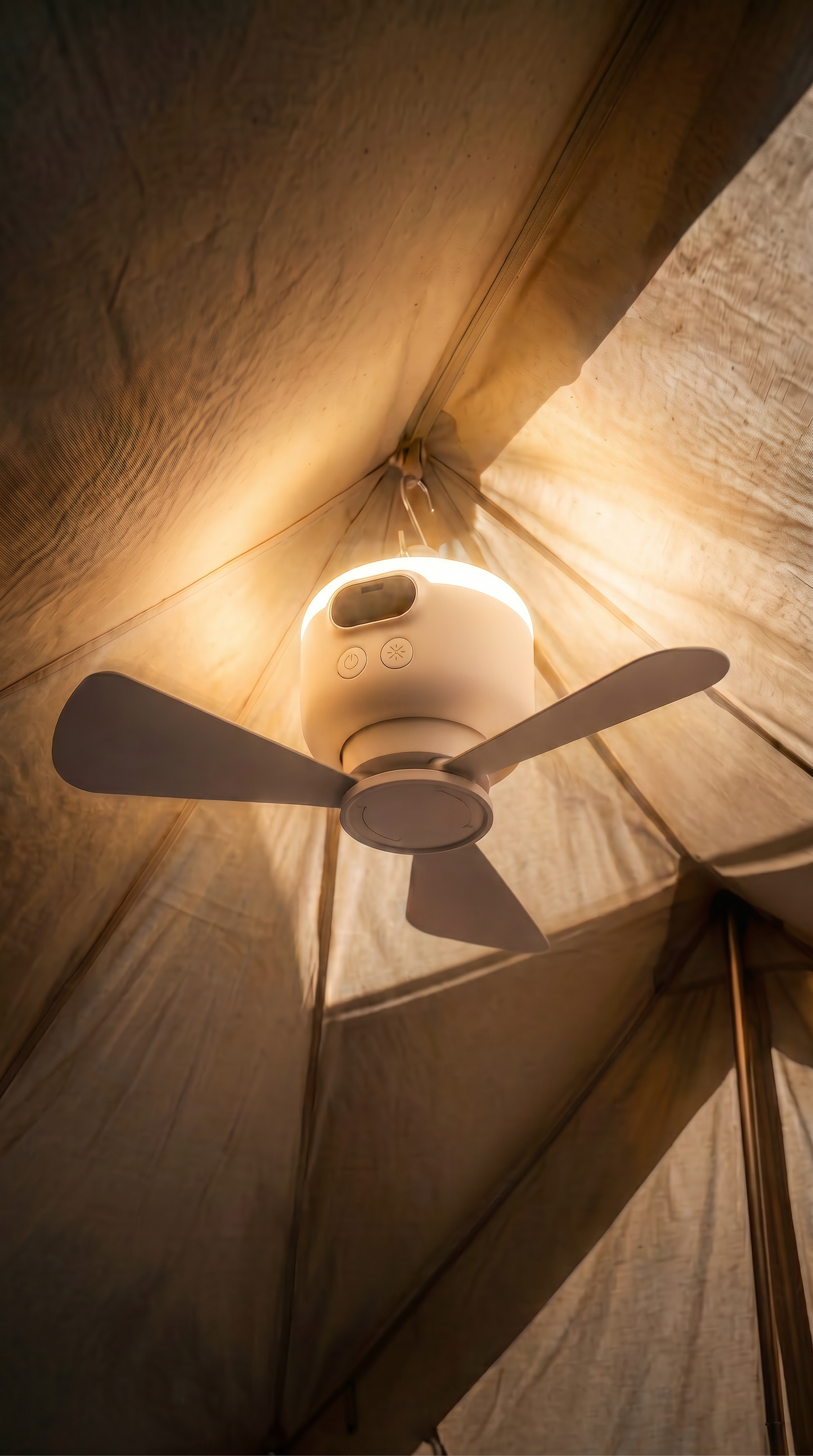 Tragbarer Campingventilator mit LED-Beleuchtung und Fernbedienung